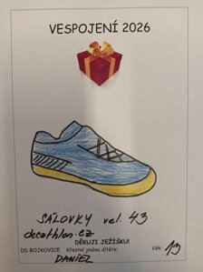 Sálovky vel. 43 (Decathlon)